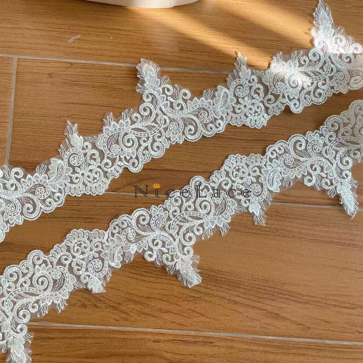 1 Yard Ivory Embroidery Lace E - đánh giá và giá Wedding Water Supply